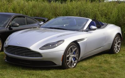 Aston Martin DB11 Volante Front