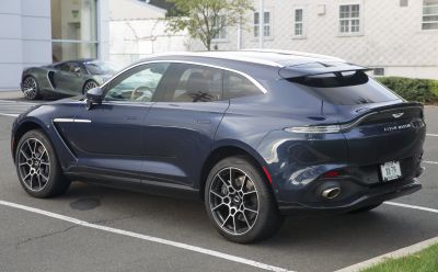 Aston Martin DBX in Midnight Blue 2021, rear left