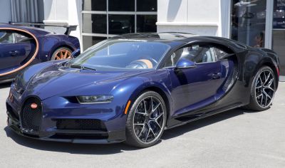 Bugatti Chiron Sport in Nocturne and Atlantic Blue, front left, 2020