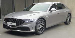 G90