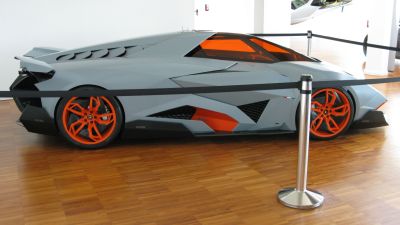 Lamborghini Egoista right