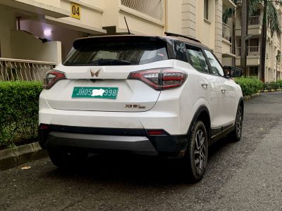 Mahindra XUV 400 EL EV Rear